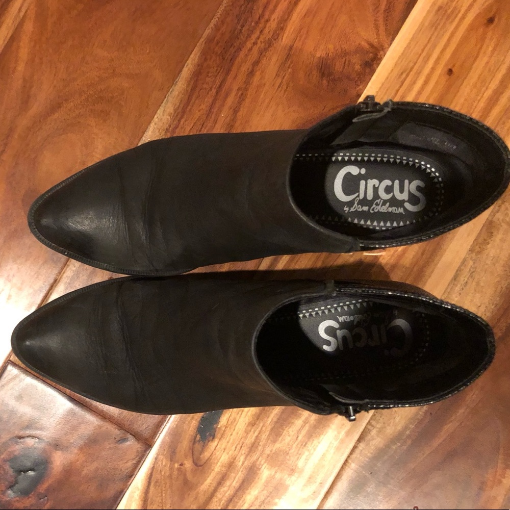 Size 10 Black Booties w/ spikes . Circus by SE